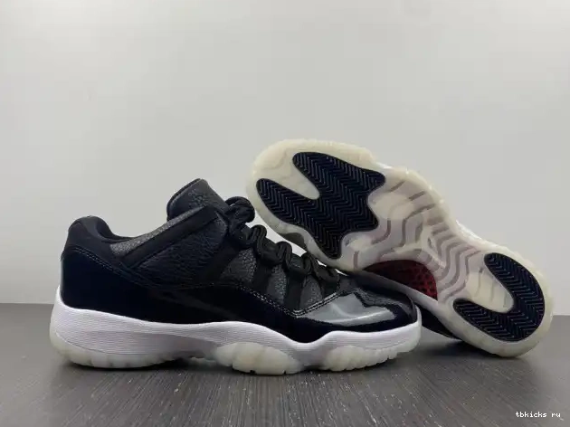Reps TB Air 72-10 AV2187-001 Jordan Retro Low 11 0525